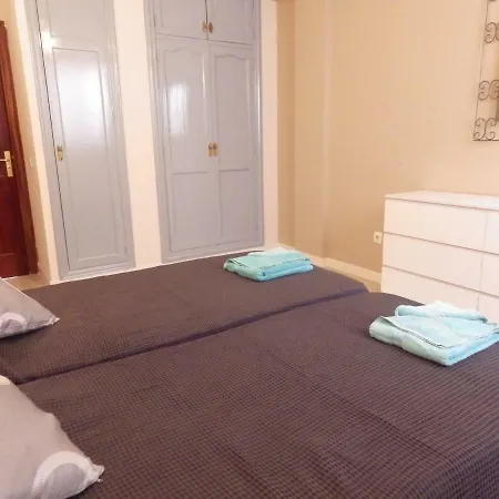 Cosy With An Amazing Ocean View, Wifi And Heated Pool. Apartment